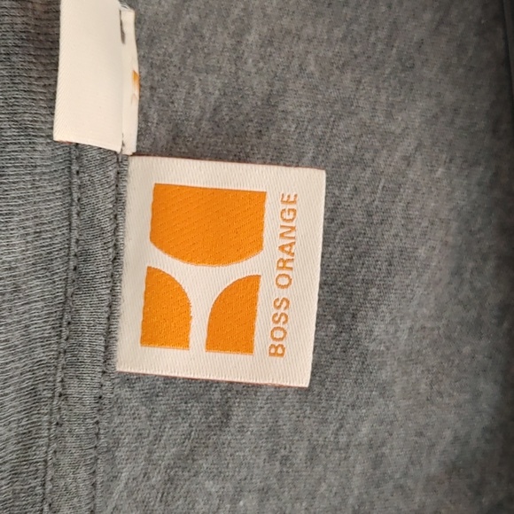 Hugo Boss T-Shirt Large - Picture 3 of 8